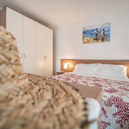 Residenza Monica Leilighet Lignano Sabbiadoro Eksteriør bilde