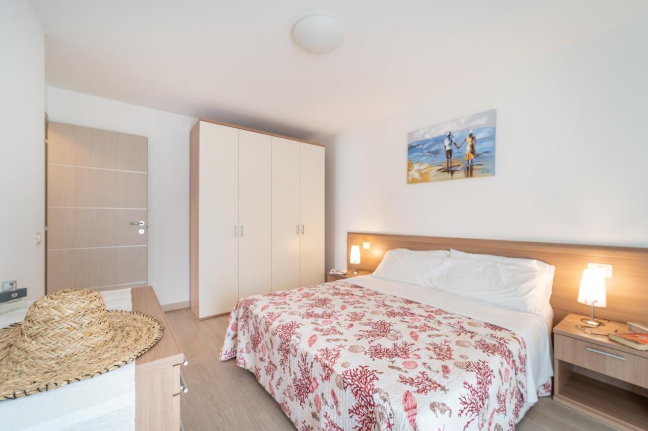 Residenza Monica Leilighet Lignano Sabbiadoro Eksteriør bilde